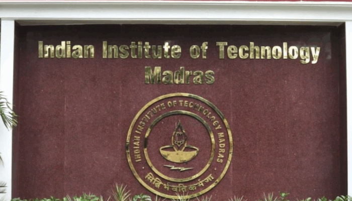 How is an MTech in photonics at IIT Madras?