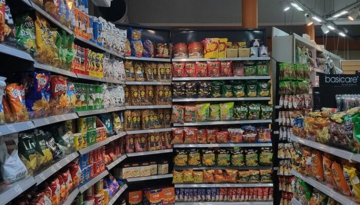 Cracking the Brazil Nut Problem: Physics Meets the Snack Aisle