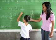 How to become a good mathematics teacher?