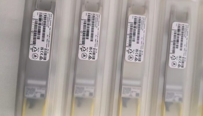 What is a 400G optical transceiver?