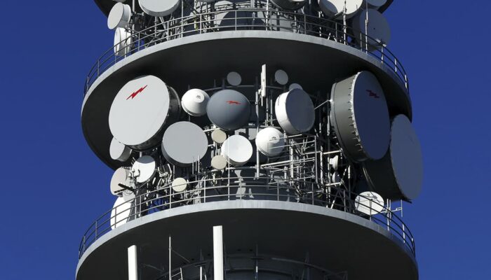 What transports electromagnetic radiation?