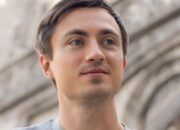 Anton Karazeev’s Quantum Universe: A Peek into Next-Gen Algorithms