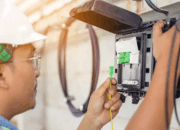Fiber Optic Technician: A Job for the Light Whisperers