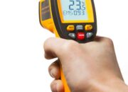 What instrument is used to measure temperature?