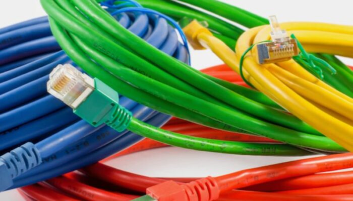 Which transmit signal is faster copper wire or optical cable?