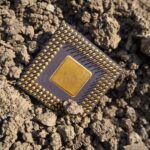 Is Boron a semiconductor?