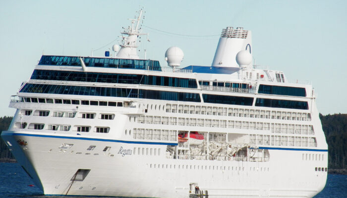 Ship-Shielding Cloak Could Tame Flowing Waters