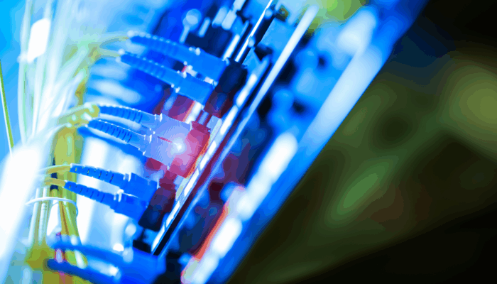 How much light loss is acceptable in an optical fiber link?