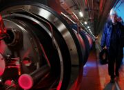 What are the physics behind the Hadron Collider?