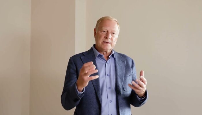 Condensates Under Control: The Road to Atomic Circuits