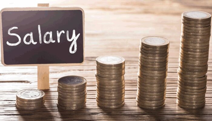 What is the salary of a physicist?