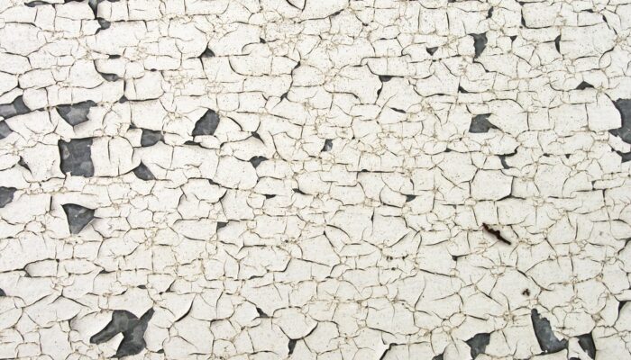 Big Particles Solve Cracking Paint: A Smooth Science Secret