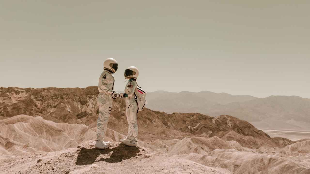 Is Mars Gravity Strong Enough for Humans to Survive?