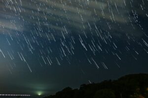 How Are Stars Held Up Without Falling Apart?