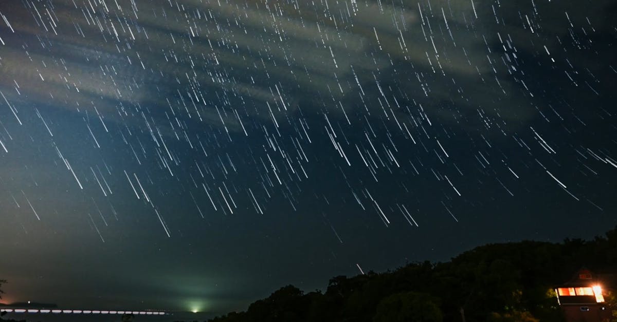 How Are Stars Held Up Without Falling Apart?